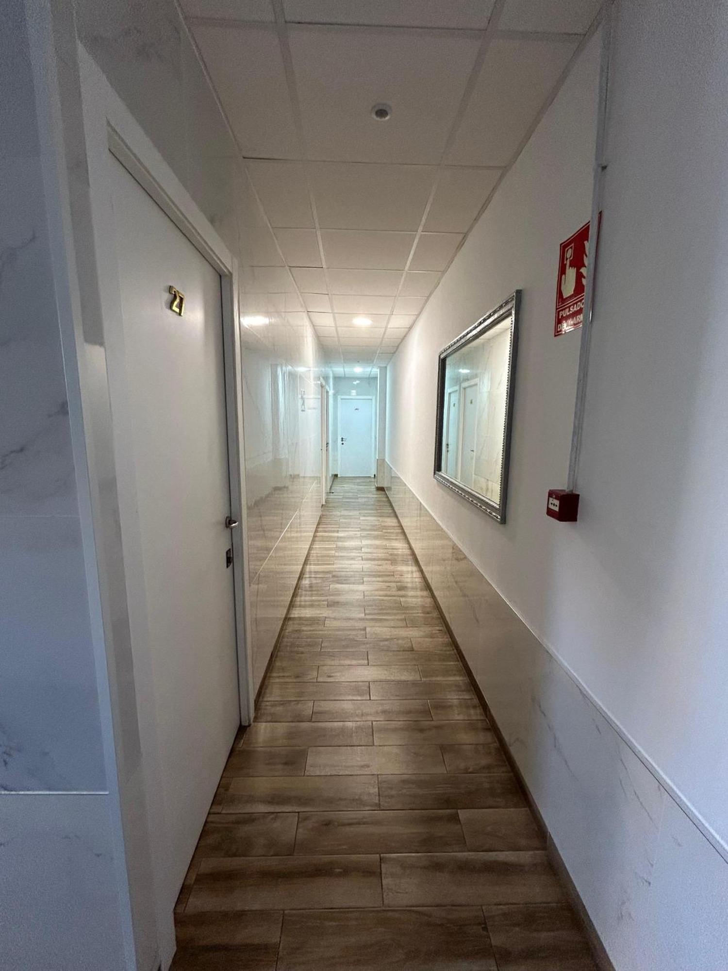 Hostal Avenida Andalucia - Solo Adultos Sevilla Exterior foto